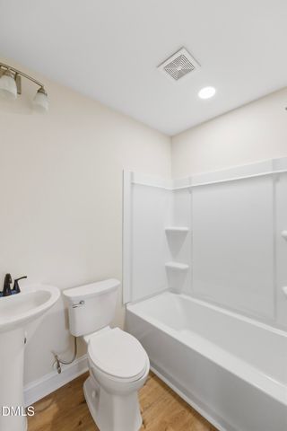 5525 Glenoaks Drive, Durham, NC 27712