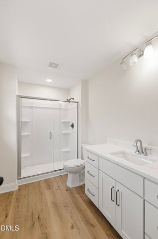 5525 Glenoaks Drive, Durham, NC 27712