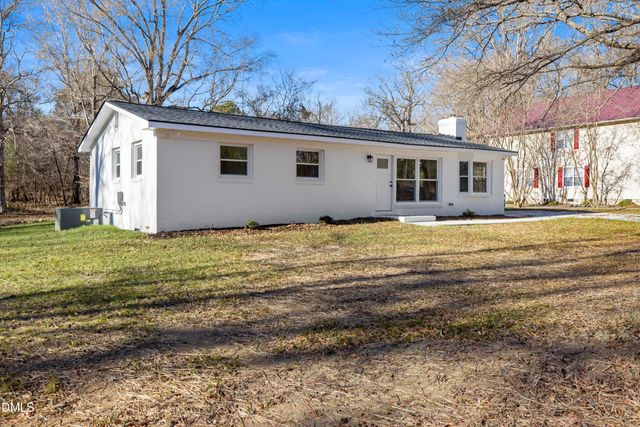 5525 Glenoaks Drive, Durham, NC 27712