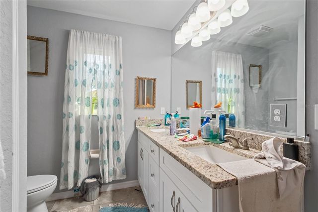 17568 SW 25TH CIRCLE, Ocala, FL 34473