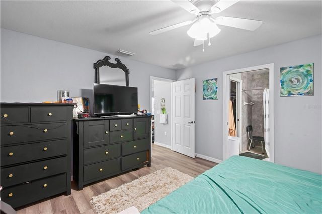 17568 SW 25TH CIRCLE, Ocala, FL 34473