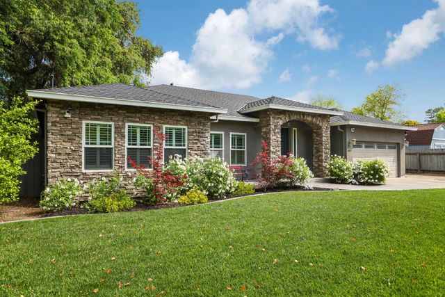 4817 E Morada Ln, Stockton, CA 95212