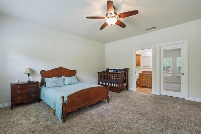 4817 E Morada Ln, Stockton, CA 95212