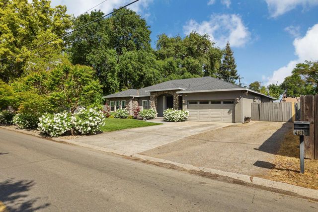 4817 E Morada Ln, Stockton, CA 95212