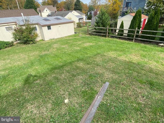 2605 MAPLE AVE, Wilmington, DE 19808