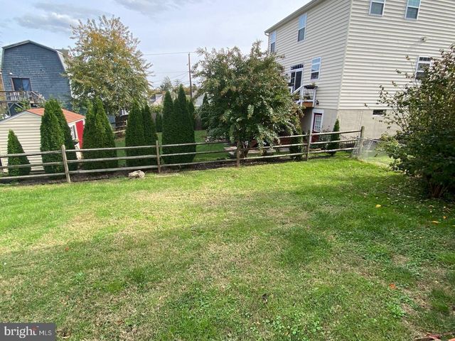 2605 MAPLE AVE, Wilmington, DE 19808