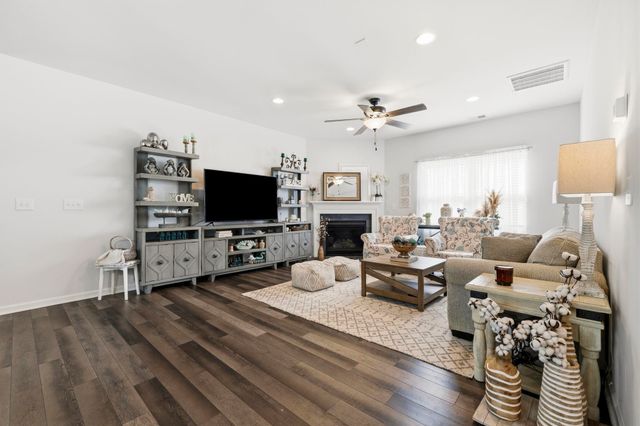 424 Black Cherry Way, Conway, SC 29526