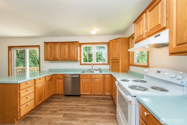 102 New Haven Lane, Port Angeles, WA 98362