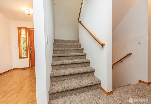 102 New Haven Lane, Port Angeles, WA 98362