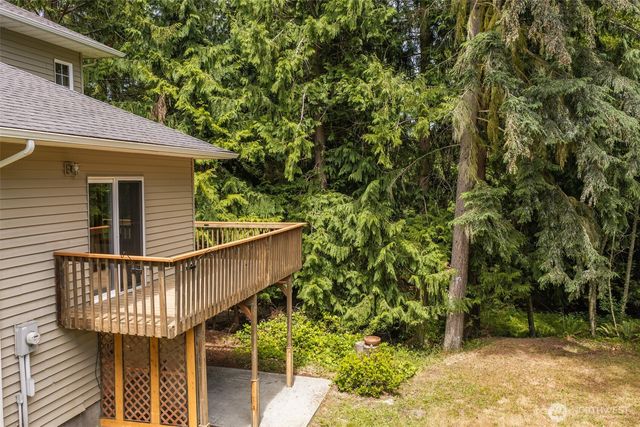 102 New Haven Lane, Port Angeles, WA 98362