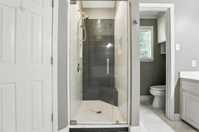 8 Combonne Ct, Little Rock, AR 72211