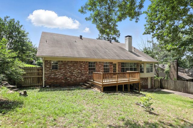 8 Combonne Ct, Little Rock, AR 72211