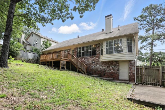 8 Combonne Ct, Little Rock, AR 72211