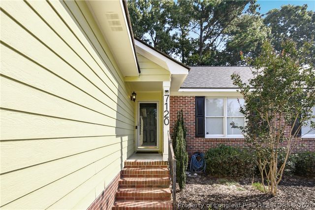 7120 Summerlin Drive, Fayetteville, NC 28306