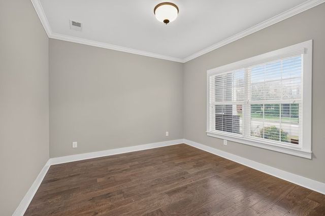 2323 Stockwood Trl, Thompsons Station, TN 37179