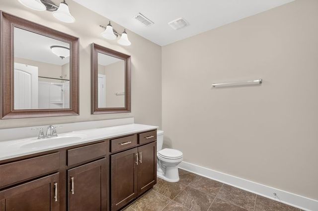 2323 Stockwood Trl, Thompsons Station, TN 37179