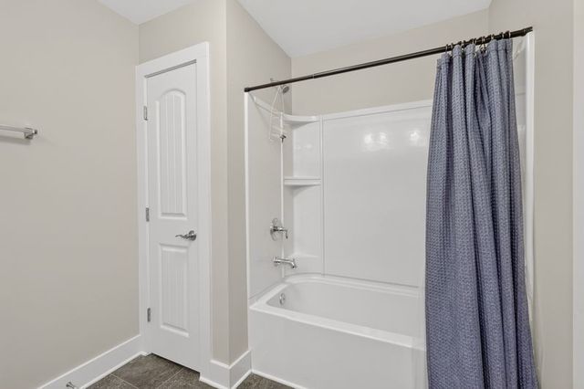 2323 Stockwood Trl, Thompsons Station, TN 37179