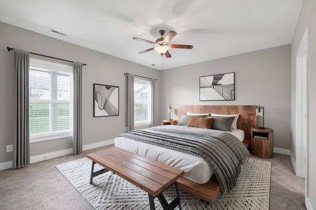 2323 Stockwood Trl, Thompsons Station, TN 37179