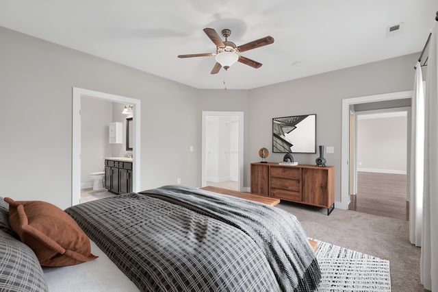 2323 Stockwood Trl, Thompsons Station, TN 37179