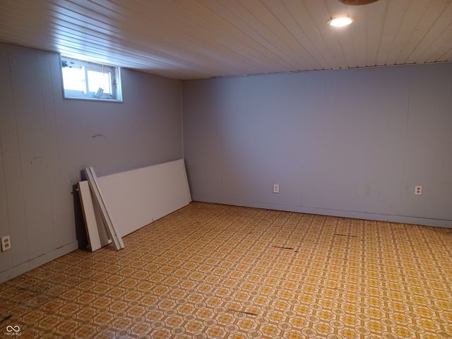670 Cleveland Street, Beech Grove, IN 46107