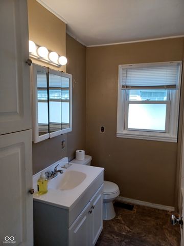 670 Cleveland Street, Beech Grove, IN 46107