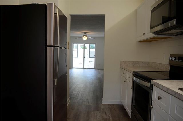 4435 1ST STREET NE 111, St Petersburg, FL 33703