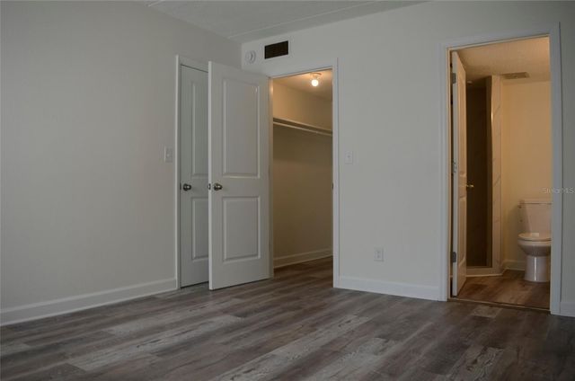 4435 1ST STREET NE 111, St Petersburg, FL 33703