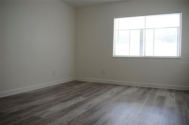 4435 1ST STREET NE 111, St Petersburg, FL 33703