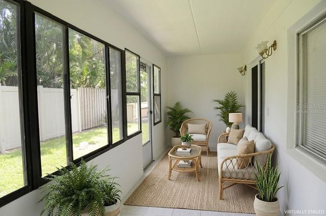 4435 1ST STREET NE 111, St Petersburg, FL 33703
