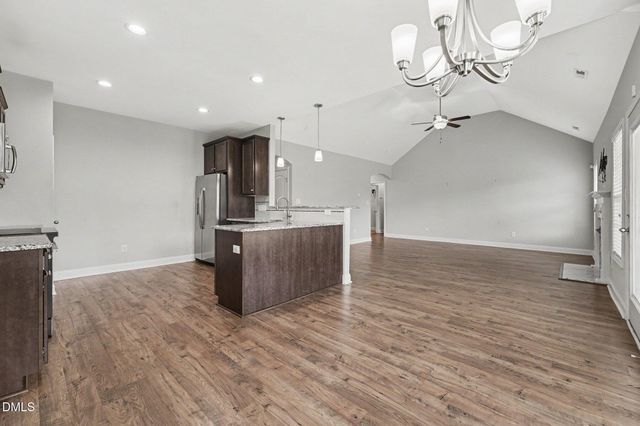 3033 N Kilchattan Drive, Fayetteville, NC 28306