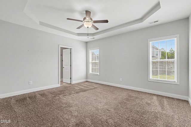 3033 N Kilchattan Drive, Fayetteville, NC 28306