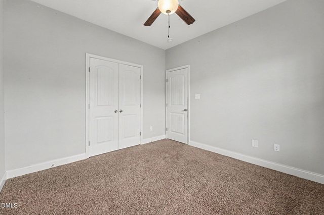 3033 N Kilchattan Drive, Fayetteville, NC 28306