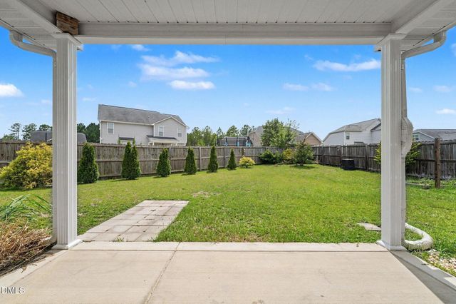 3033 N Kilchattan Drive, Fayetteville, NC 28306
