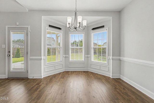 3033 N Kilchattan Drive, Fayetteville, NC 28306