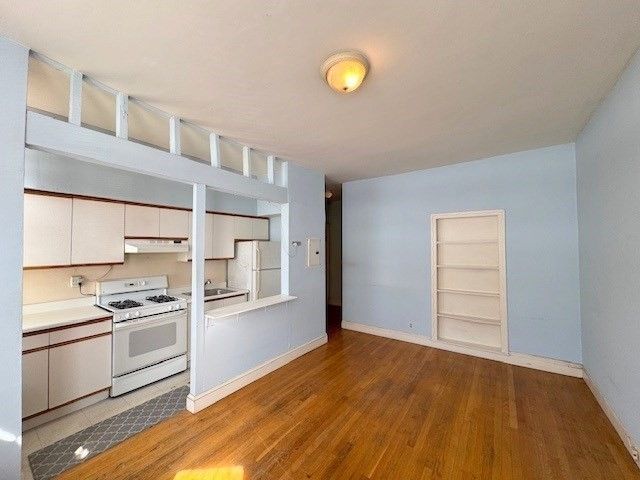 324 Chestnut Hill Avenue 2, Boston, MA 02135