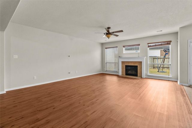 3202 Dogwood Knoll Trail, Rosenberg, TX 77471