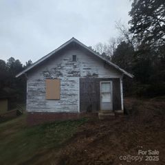 906 Sherman Street, Badin, NC 28009