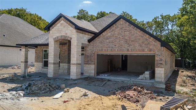 513 Armstrong Road, Seagoville, TX 75159