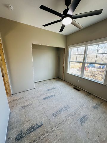 304 Georgee Rd, Jamestown, TN 38556