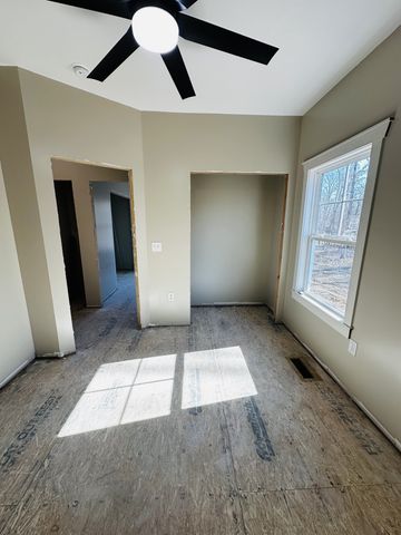 304 Georgee Rd, Jamestown, TN 38556