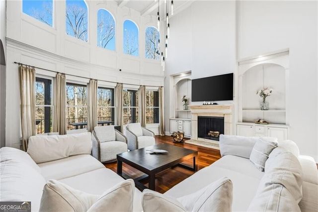 160 Ansley Way, Roswell, GA 30075