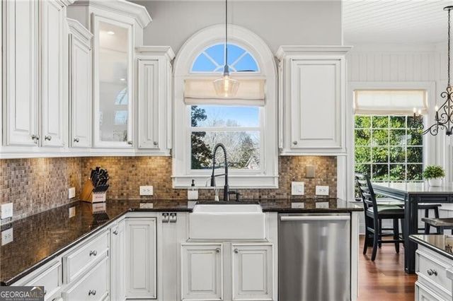 160 Ansley Way, Roswell, GA 30075