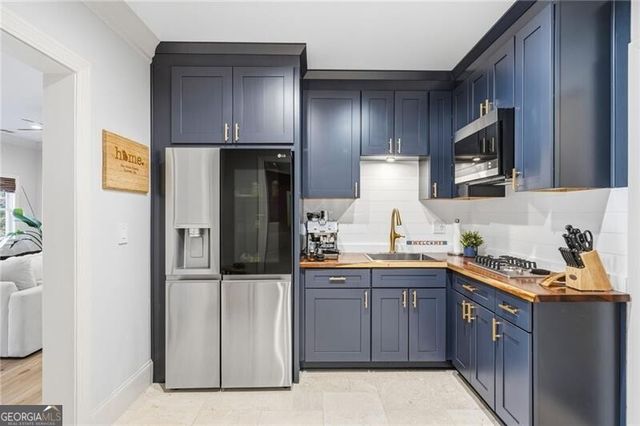 160 Ansley Way, Roswell, GA 30075