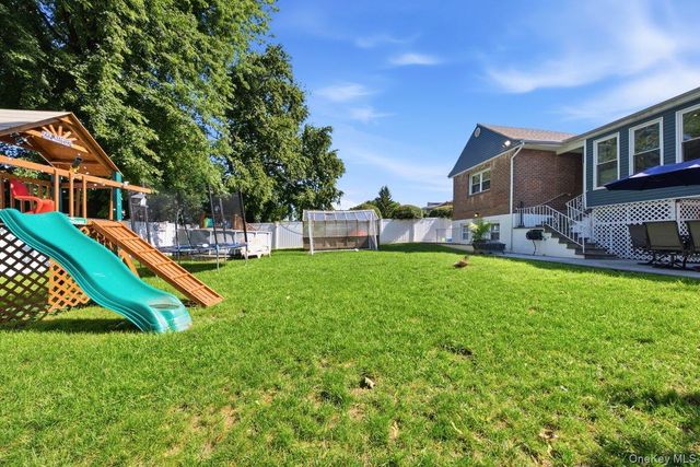 197 Saint Johns Avenue, Yonkers, NY 10704