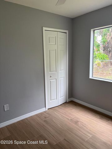 1136 Minnet Court NE, Palm Bay, FL 32905