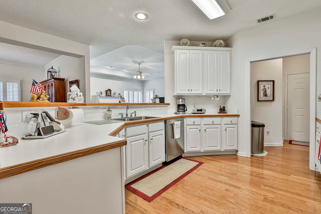 140 Biltmore Drive, Fayetteville, GA 30214