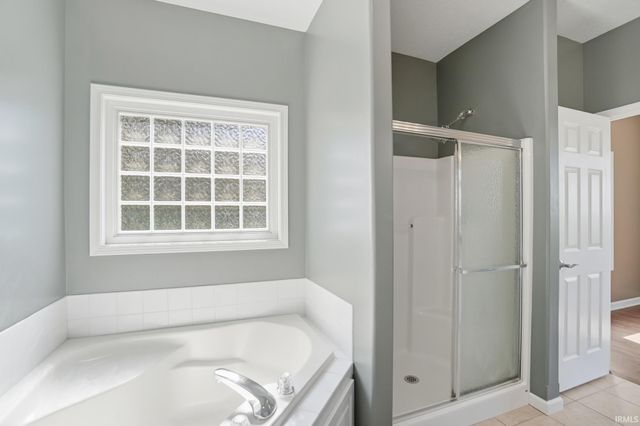 1524 Colfax Court, Fort Wayne, IN 46815