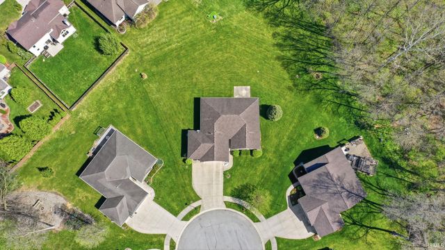 1524 Colfax Court, Fort Wayne, IN 46815