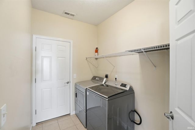 1524 Colfax Court, Fort Wayne, IN 46815