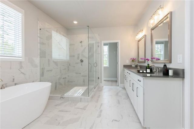 5635 Meadowstone Walk, Kennesaw, GA 30152